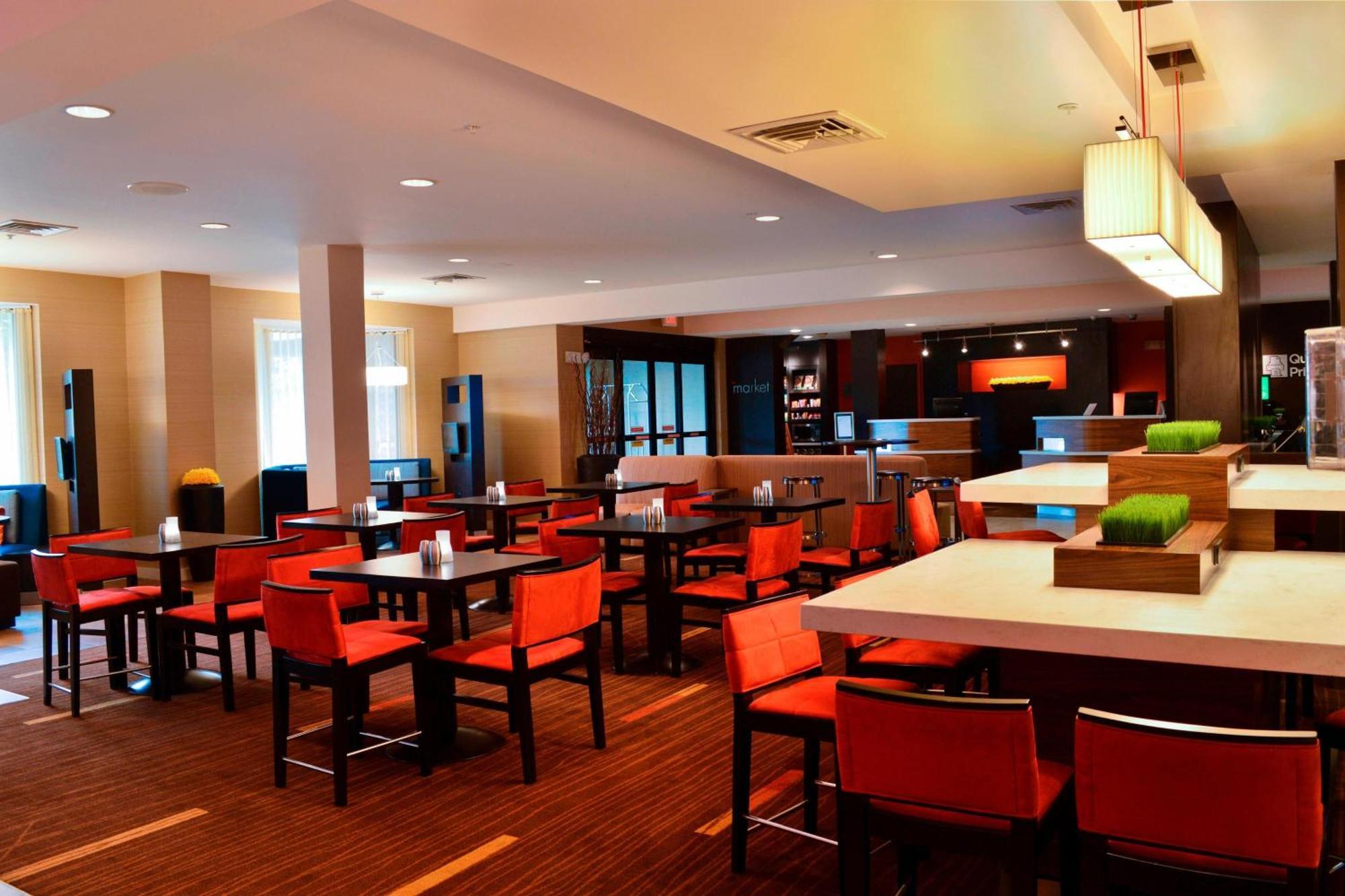 Courtyard By Marriott Concord Hotel Exterior foto